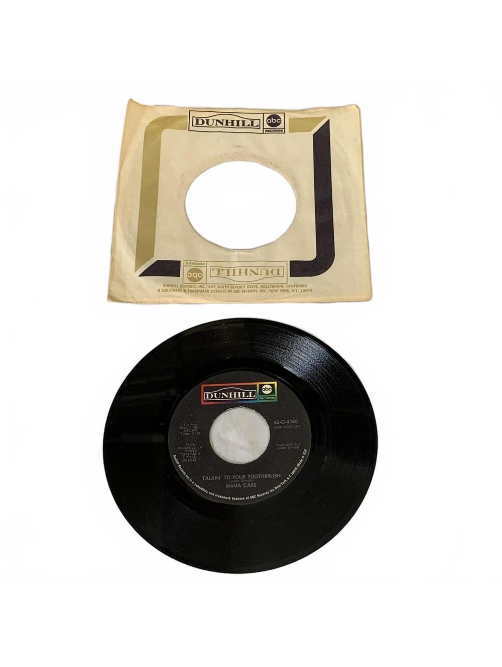 Mama Cass 45 RPM Vinyl Record - Talkin' To Your Toothbrush / California Earthquq